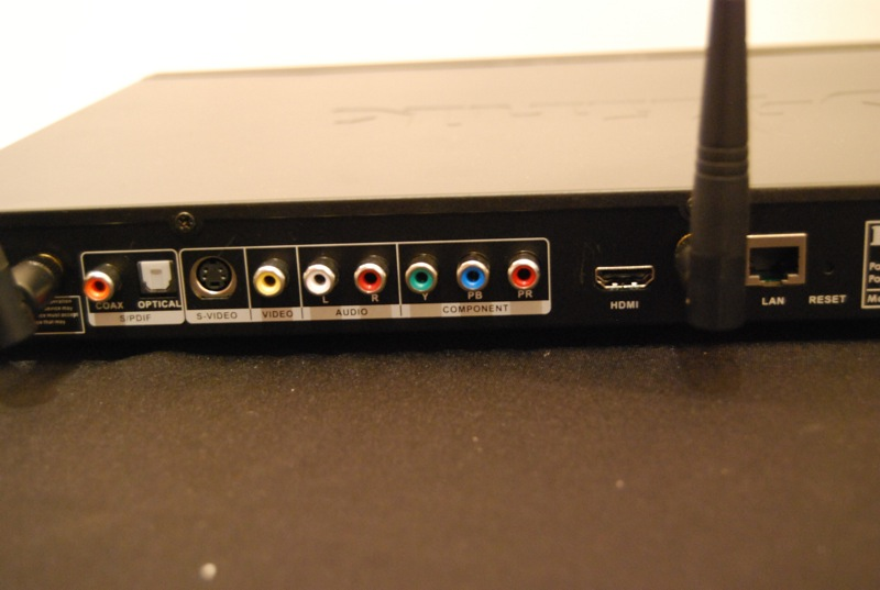 Illustration for article titled D-Link DSM-750 Media Center Extender 2.0 in the Wild